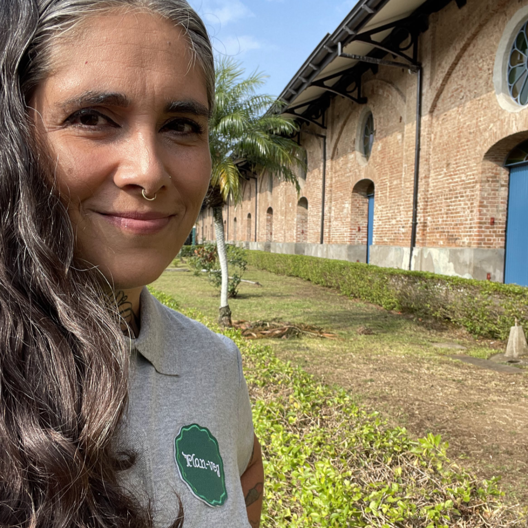 Producción de alimentos veganos y naturales en Costa Rica
